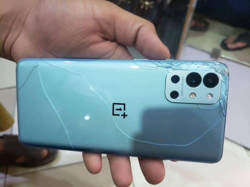 One Plus 9r used (line) 8+256 3