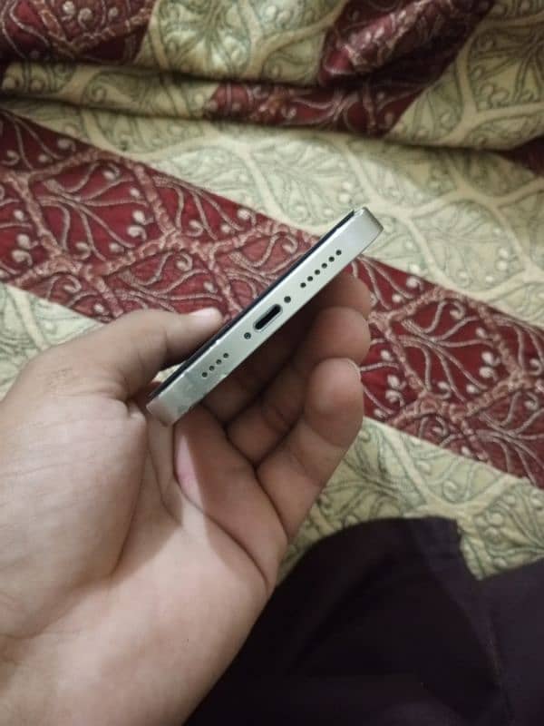 iphone XR convert ha 15 pro max 1