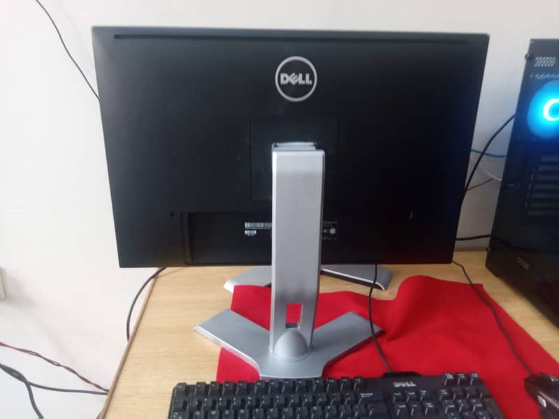 Dell 24 inch boderless lcd 1920x1200 ultrasharp series 9