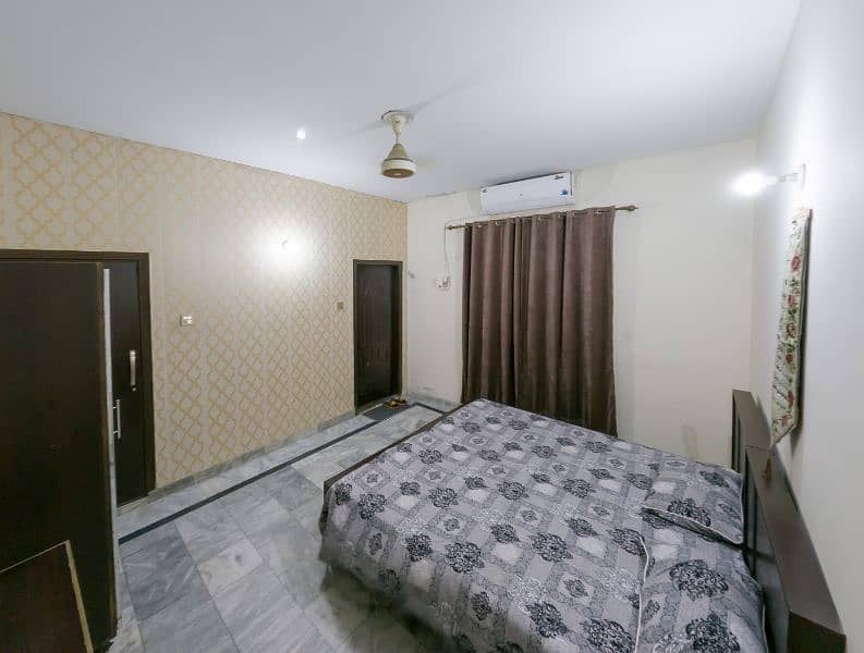 Fully Furnished Rooms in Hostel Available near ITU Arfa Lahore 1
