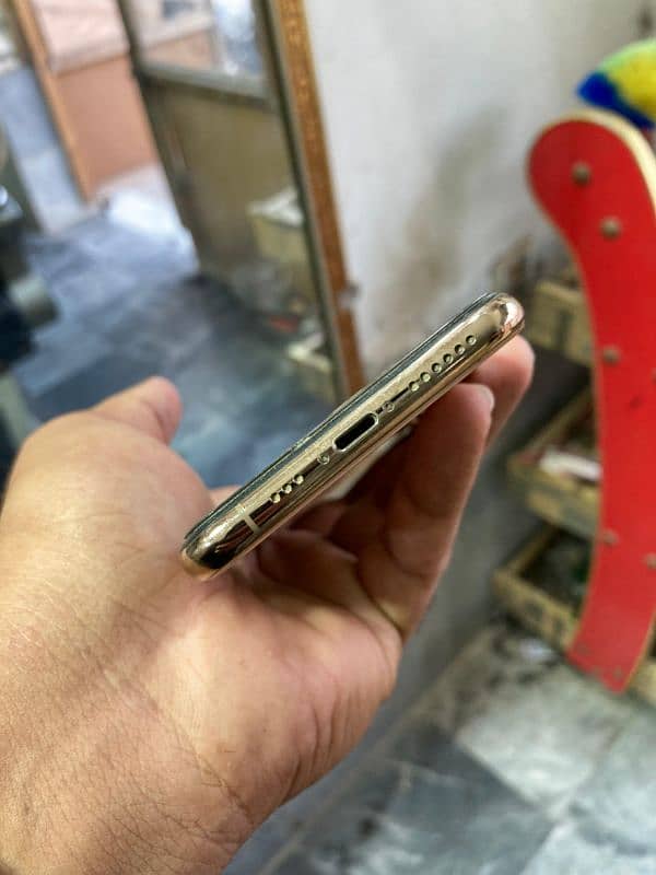 Iphone xs 3