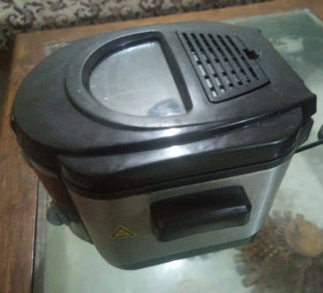 Electric fryer 0