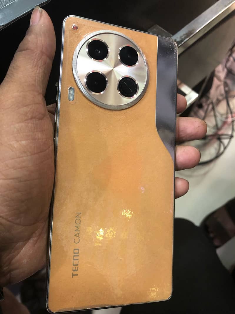 TECNO CAMON 30 8/256 1
