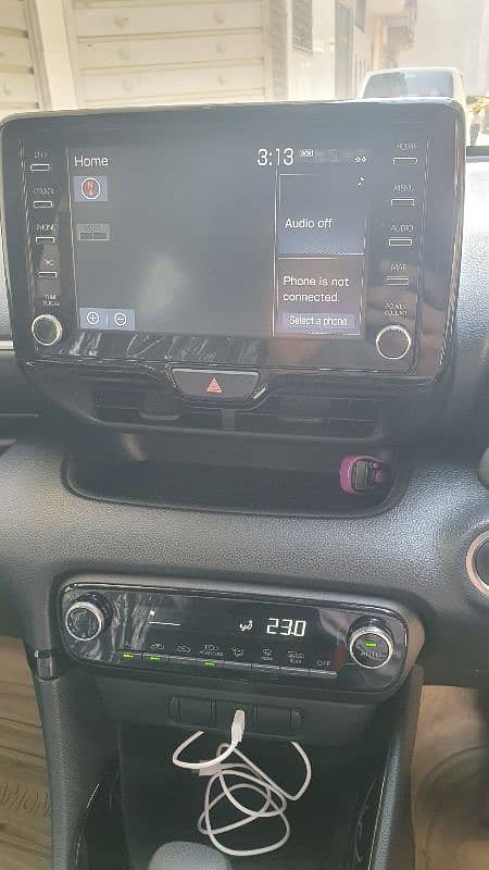 Toyota Yaris 2020 G LED Full Option 7