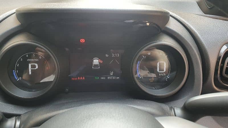 Toyota Yaris 2020 G LED Full Option 8