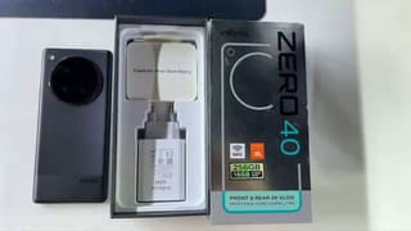infinix zero 40.  . . . 12 /256 0