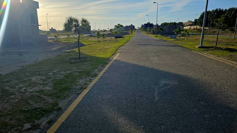 Prime 10 Marla Plot For Sale In Citi Housing Jhelum 8