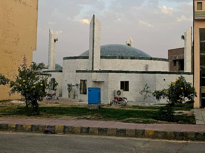 Prime 10 Marla Plot For Sale In Citi Housing Jhelum 21