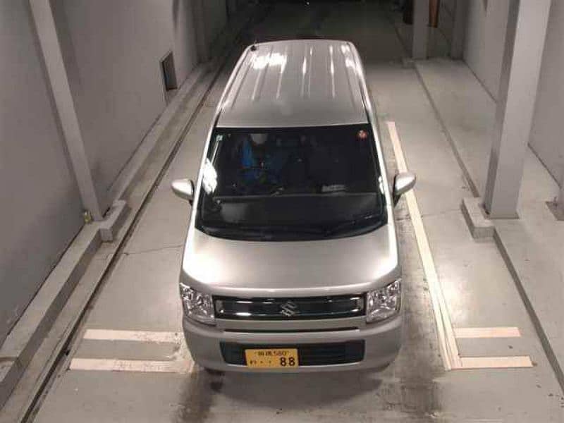 Suzuki Wagon R 4