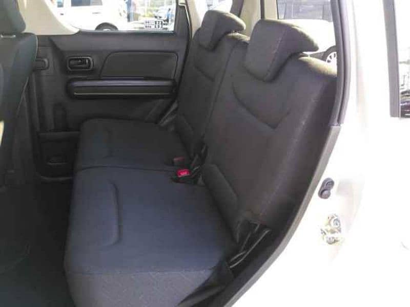 Suzuki Wagon R 7