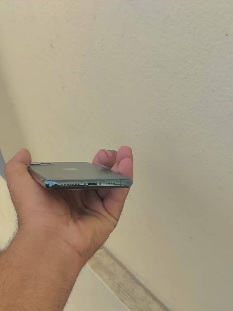 IPHONE 11 PRO MAX 3