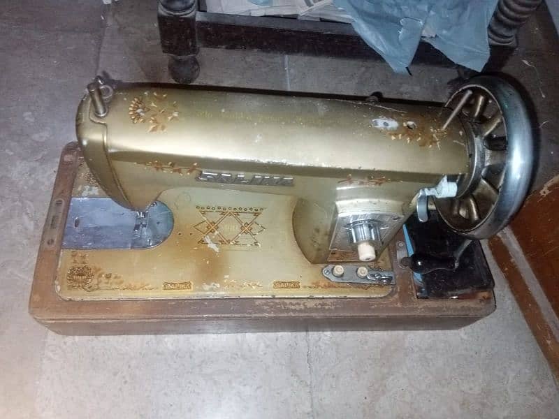 sewing machine 0