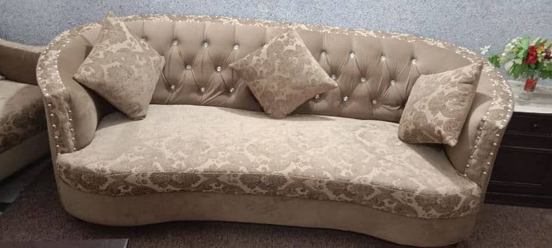 7 seater sofa's just like new condition for sale 1