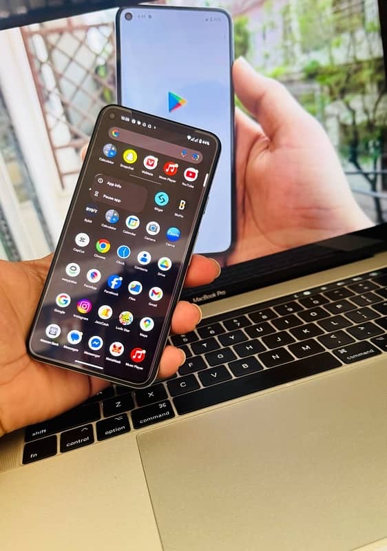 Google Pixel 5 (8/128) 0