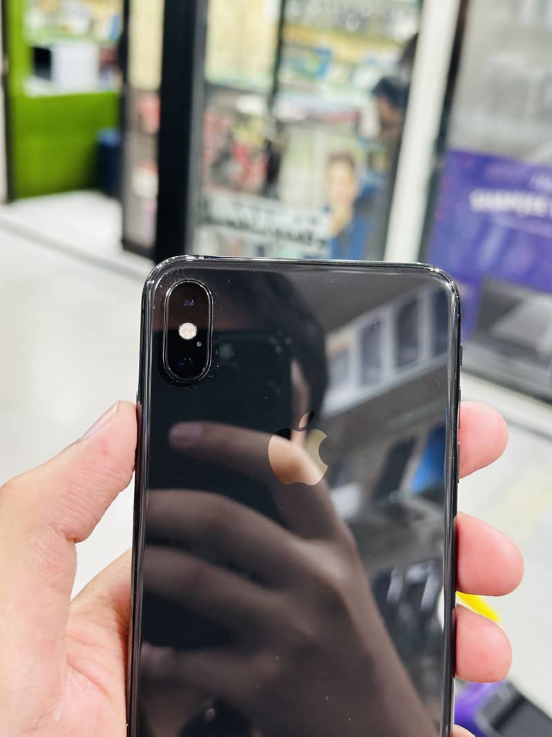 iPhone xs max 2