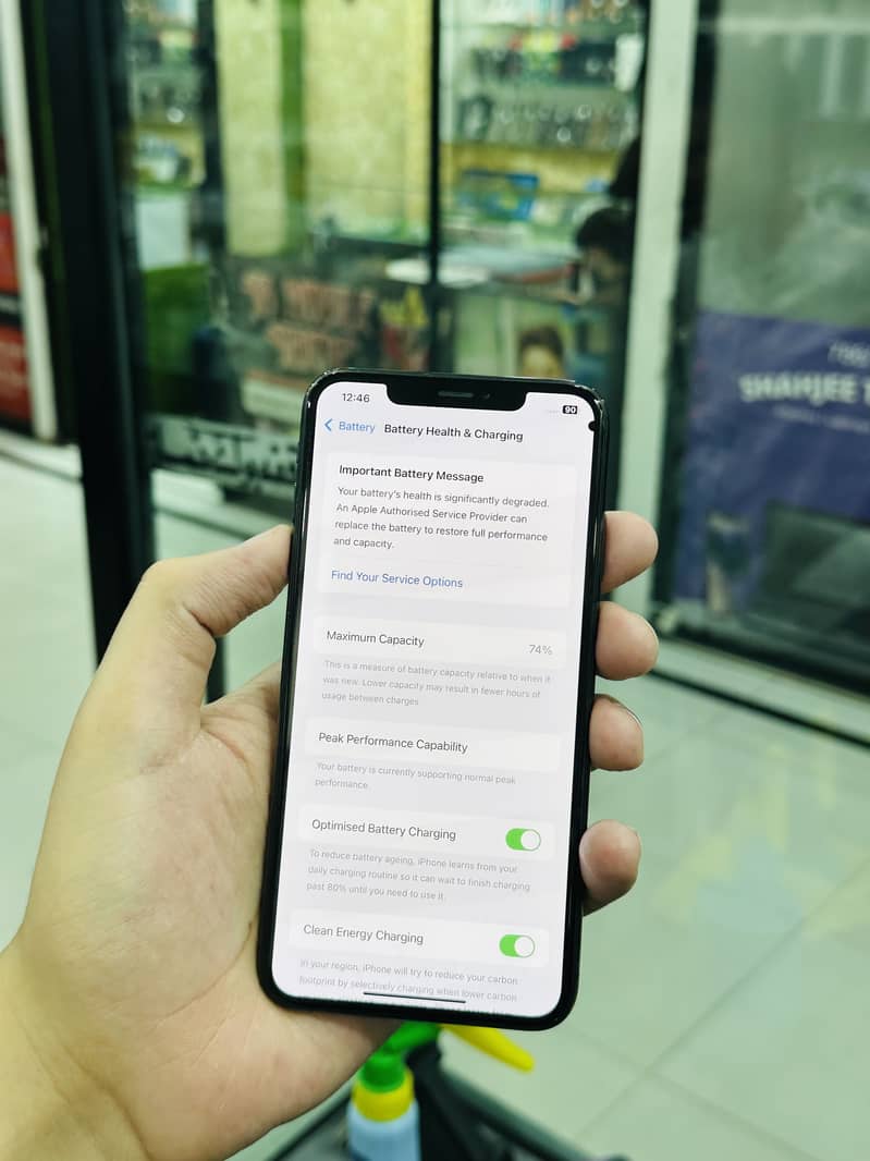 iPhone xs max 4