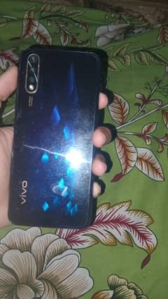 vivo s1