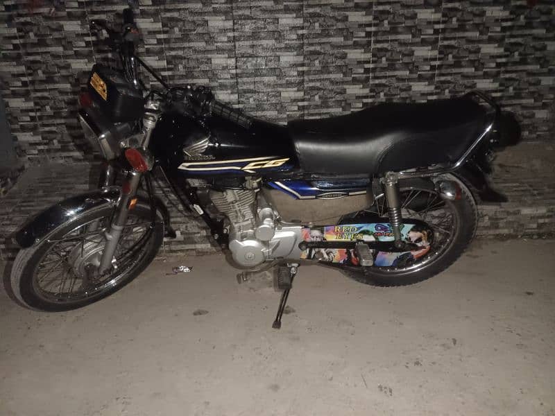 Honda 125 Advance 2024 Self Start Hyderabad number zabardast condition 3
