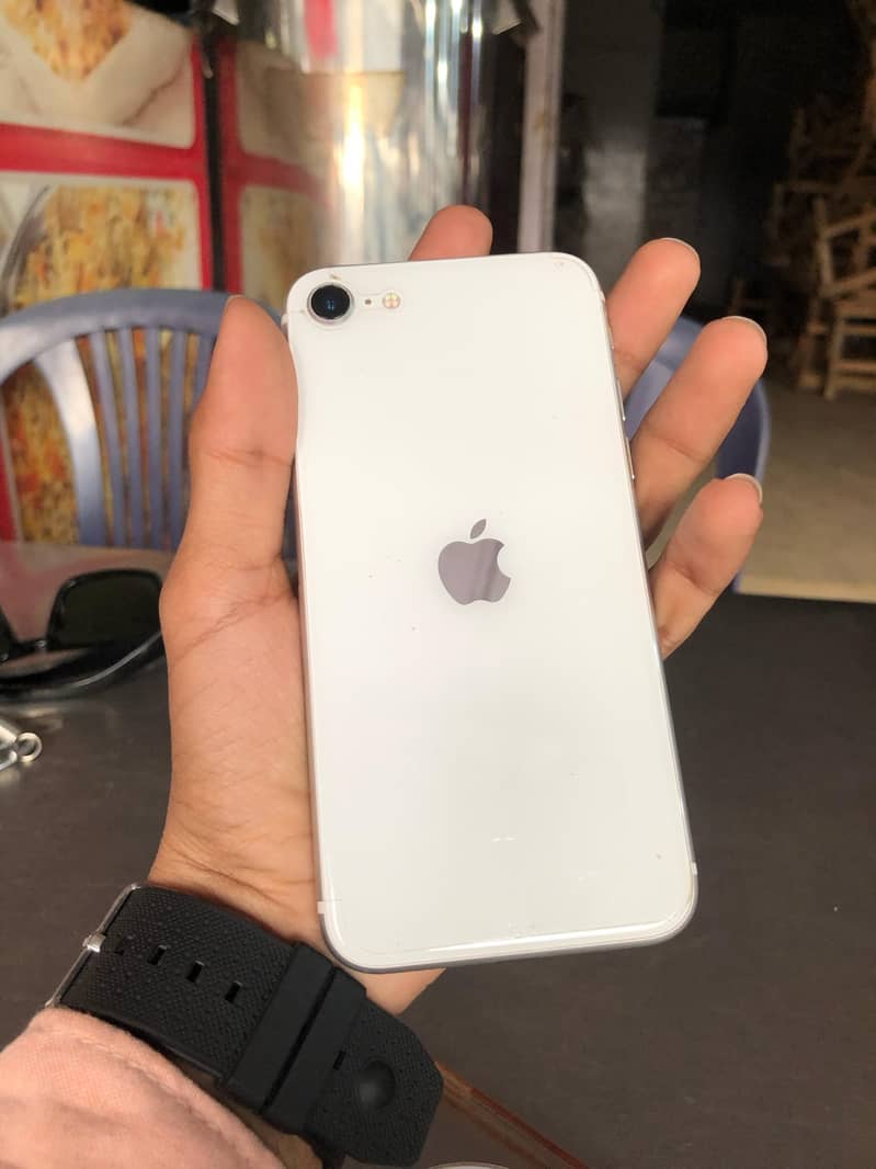 iPhone SE 2020 Non PTA Contact 03452608822 0