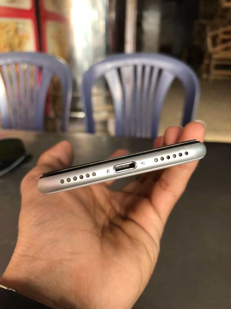 iPhone SE 2020 Non PTA Contact 03452608822 6