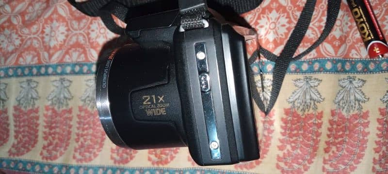 Olympus sp_620uz 16 megapixels camera 2