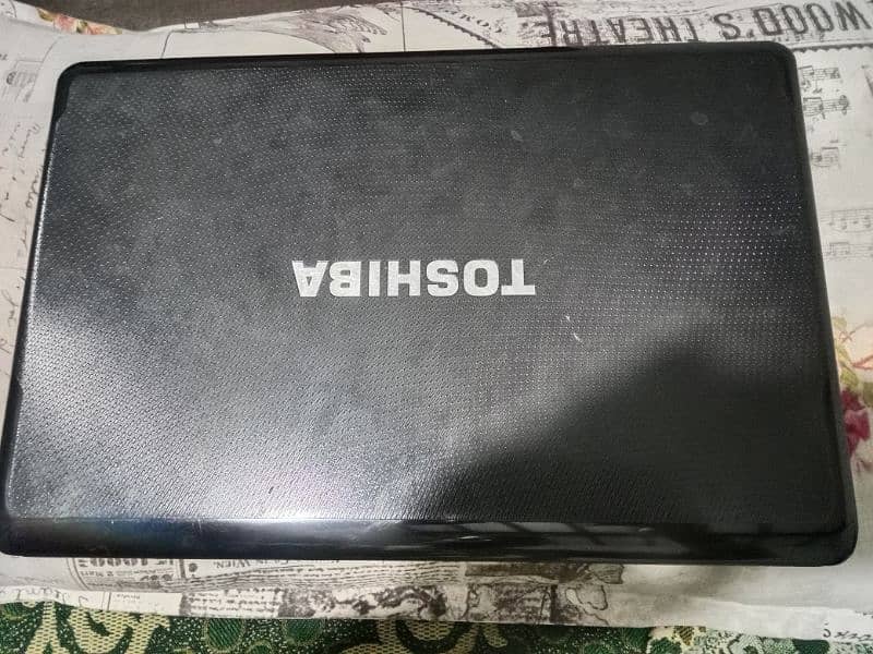 Toshiba laptop i3 1st generation 450GB had 2