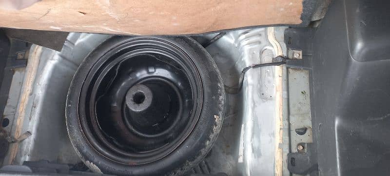 Toyota Vitz 2007 original 1300cc 12