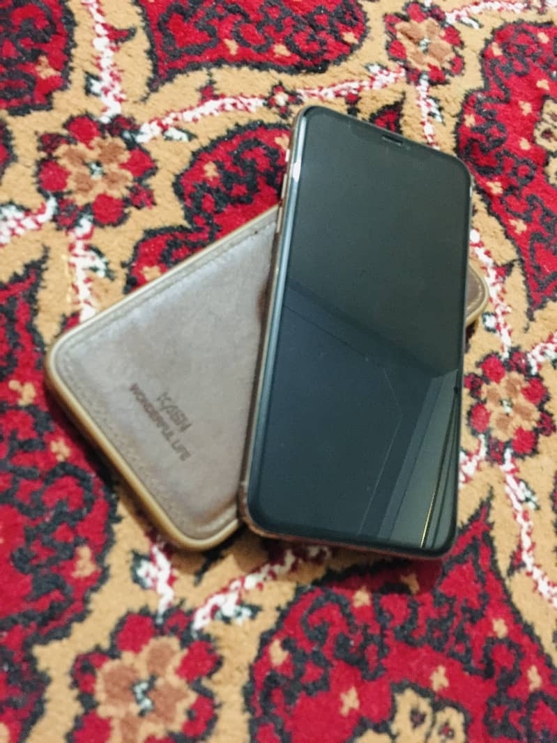 Iphone 11 pro max PTA approved 2
