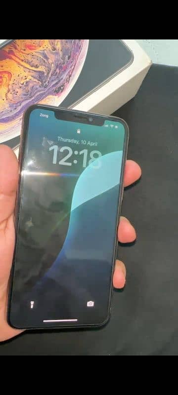 iphone xs max pta approved 512gb 4