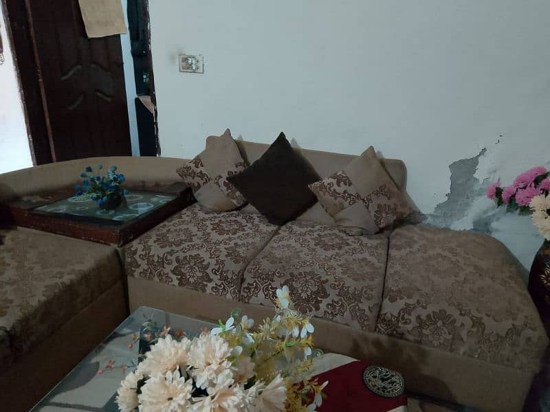 L Shaped Sofa 0