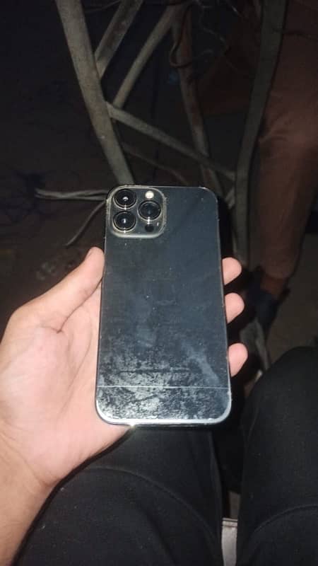 apple phone 13 pro Max 0