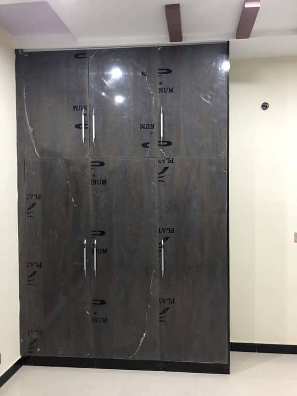 8 Marla lower portion available for rent( for ofc or bachelors) 5