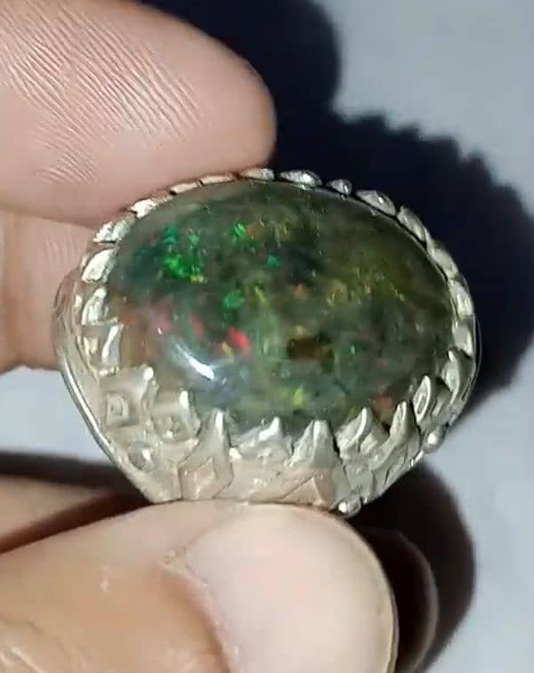 Opal black 0