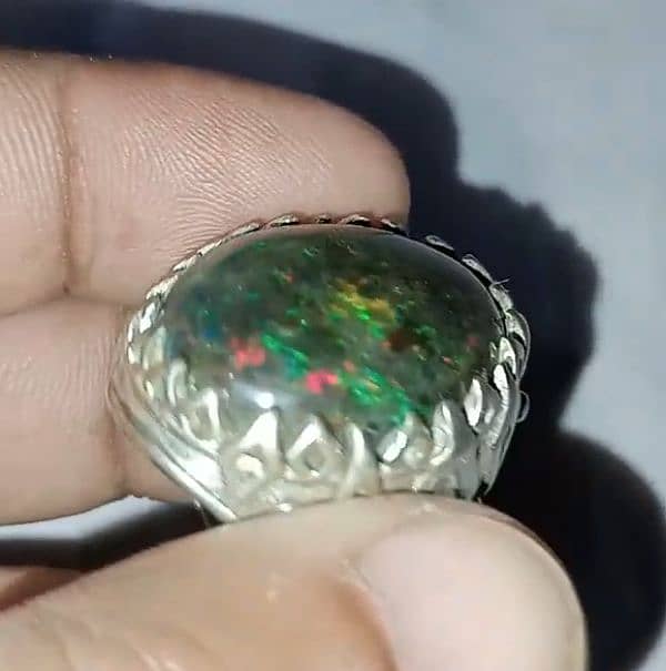 Opal black 2