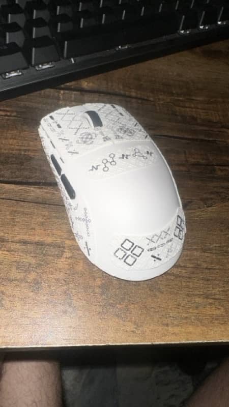 vxe r1 pro wireless gaming mouse 3