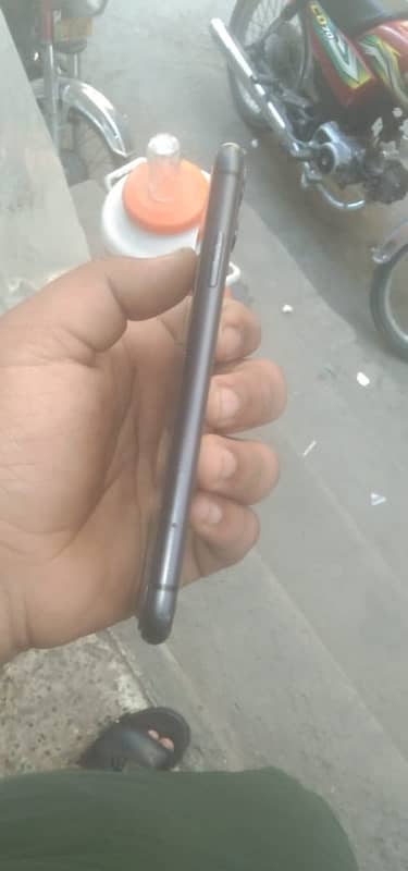 iPhone 11 non pta jv all ok 10/9 5
