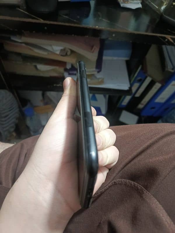 Iphone xr 64gb 87bh Jv waterpack 10/10 condition 0