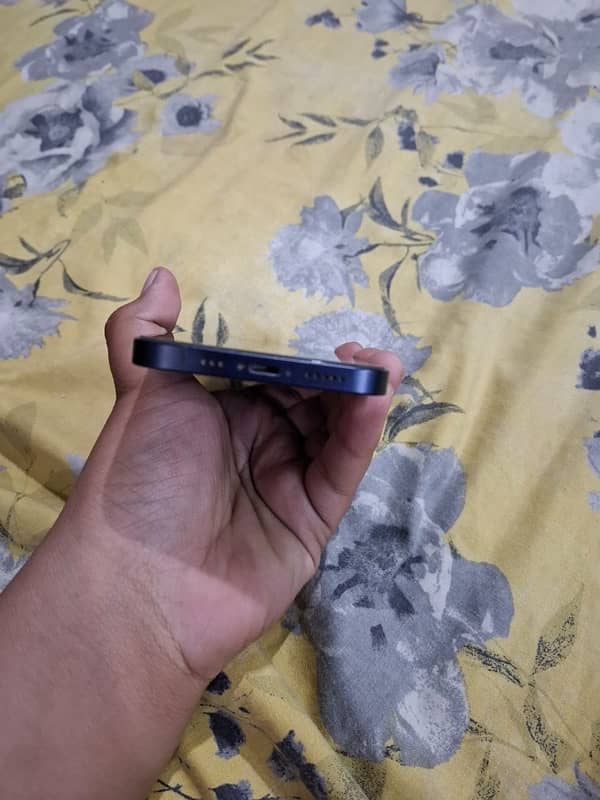 i phone 12 jv 4
