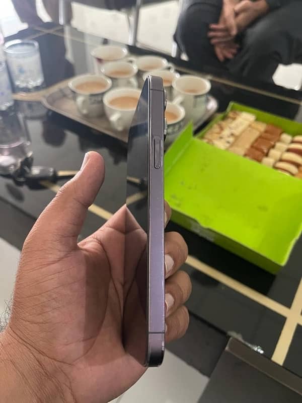Iphon 14 pro max 1