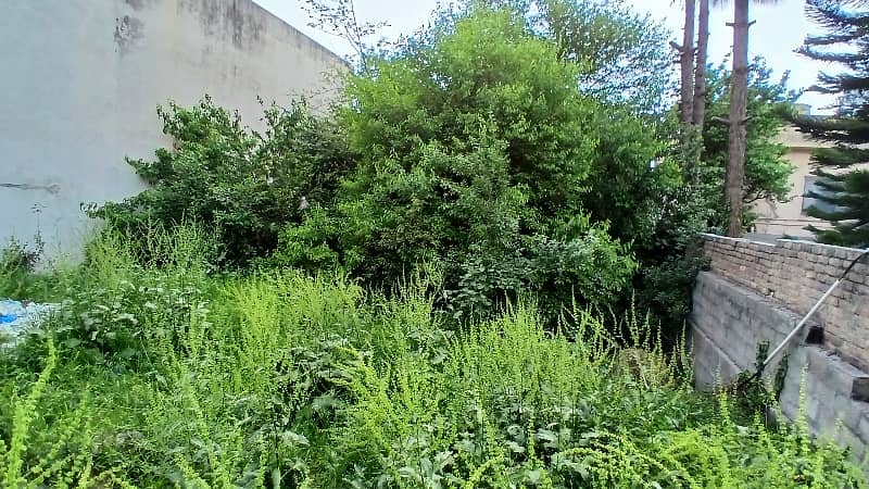 10 Marla Plot 9