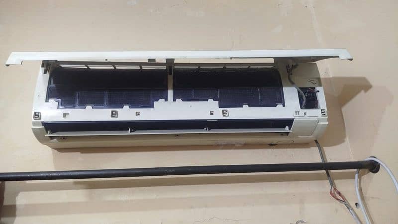 1.5 ton Heir Split Ac 4