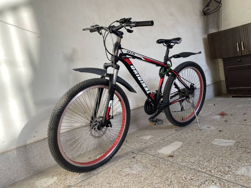 Mountain Bike with 10 gears and dual Disk Brakes 0