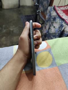 LG