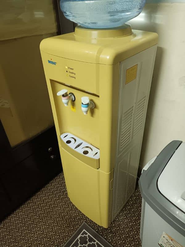 Orient Water dispenser 2 taps with refrigerator 4