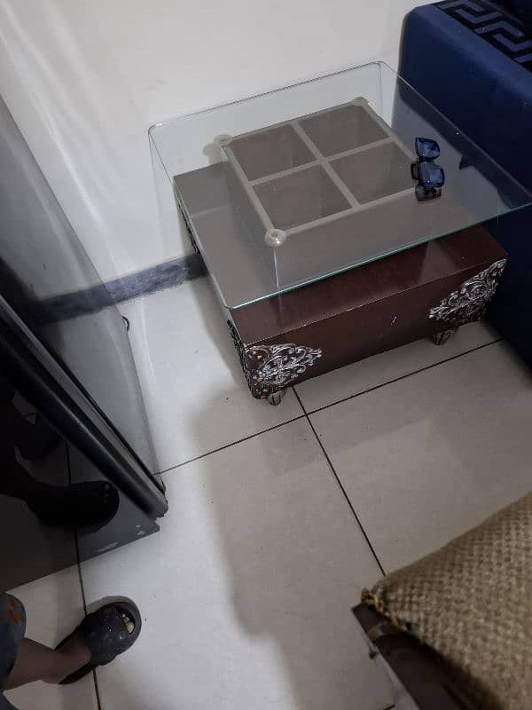 3 Table set 2