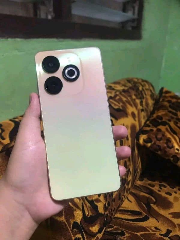 03237004371 infinix Smart  8 3 month warnty complete box 8GB RAM 128GB 2