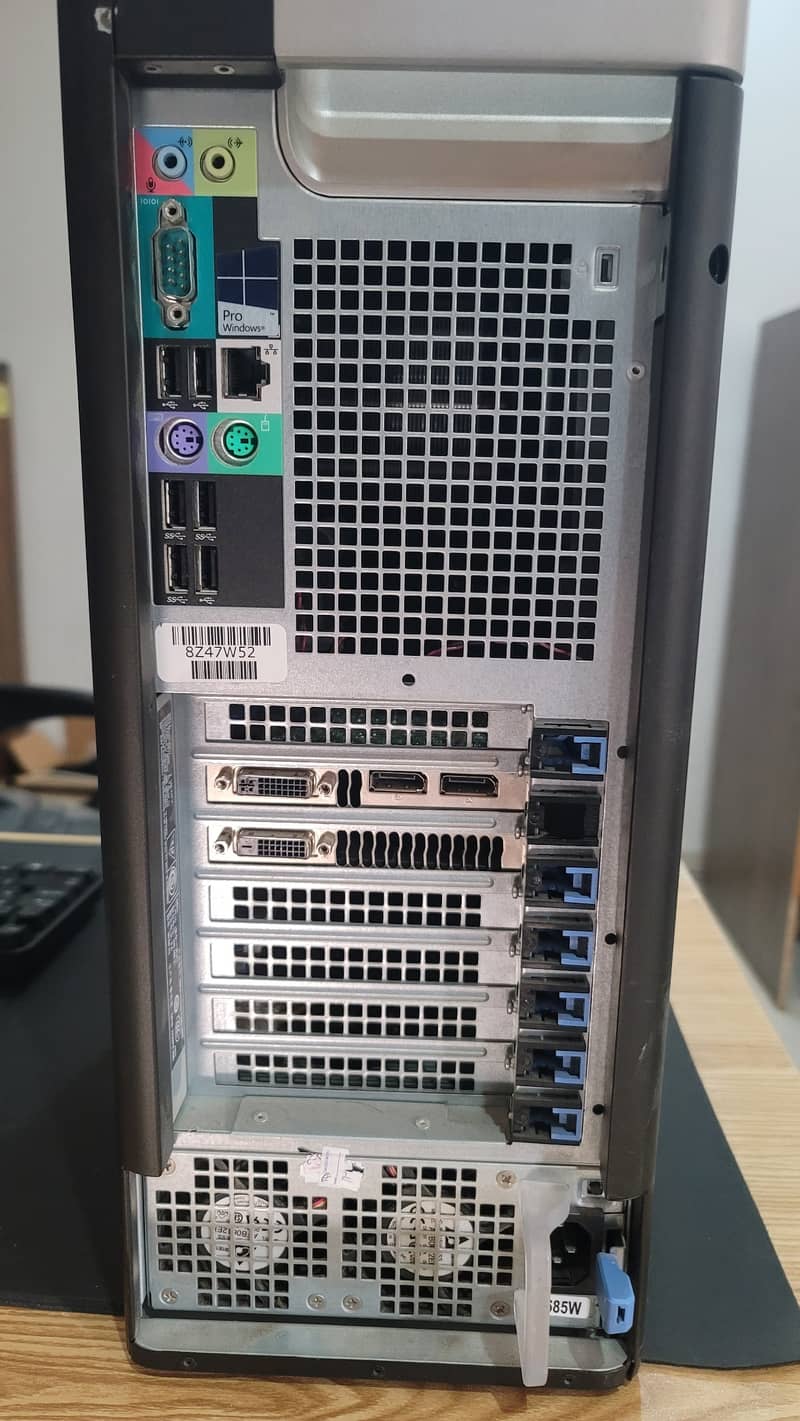 Dell 5810 | Ram 32GB | SSD 256 | Nvidia 4GB Gaming & Editing 4