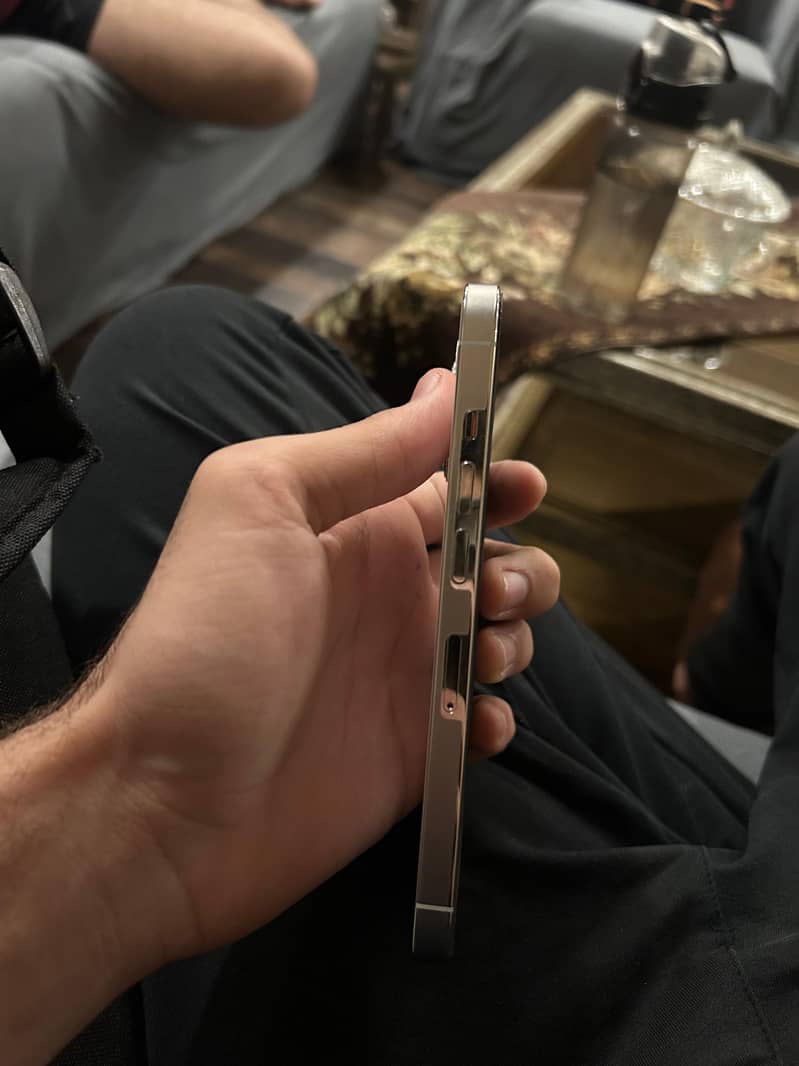 Iphone 13 pro 128 gb pta approved 1