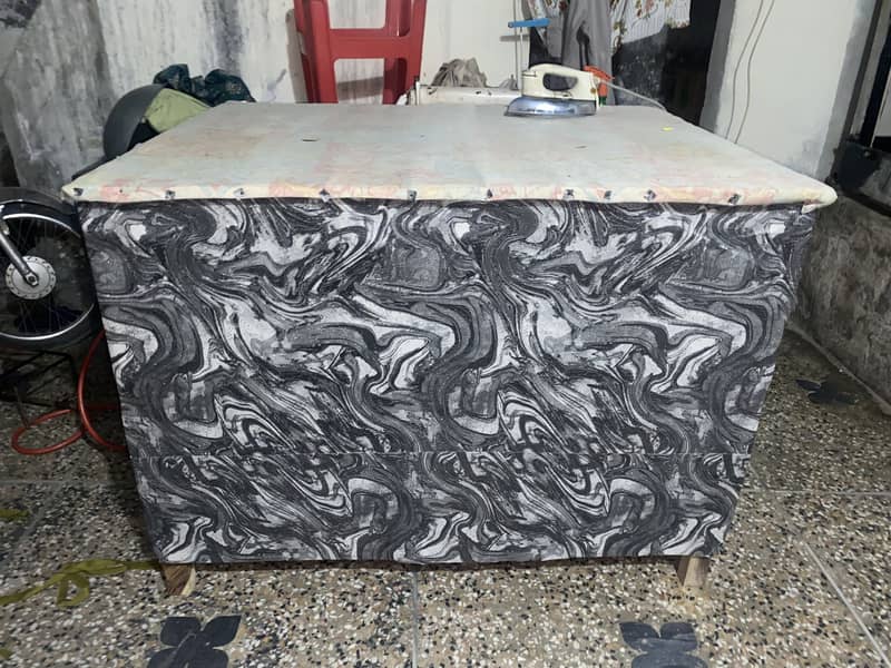 Cutting table new 0