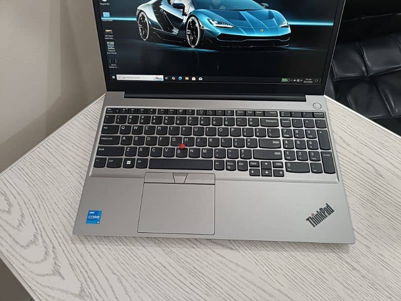 Lenovo Thinkpad E15 Gen 4 core i5 12th gen 10 cores 15.6 1080p ips Num 2